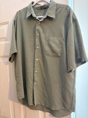 Hobie Light Olive Green Short-Sleeve Button-Up Polo